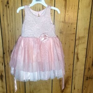 Girl dress size 4T